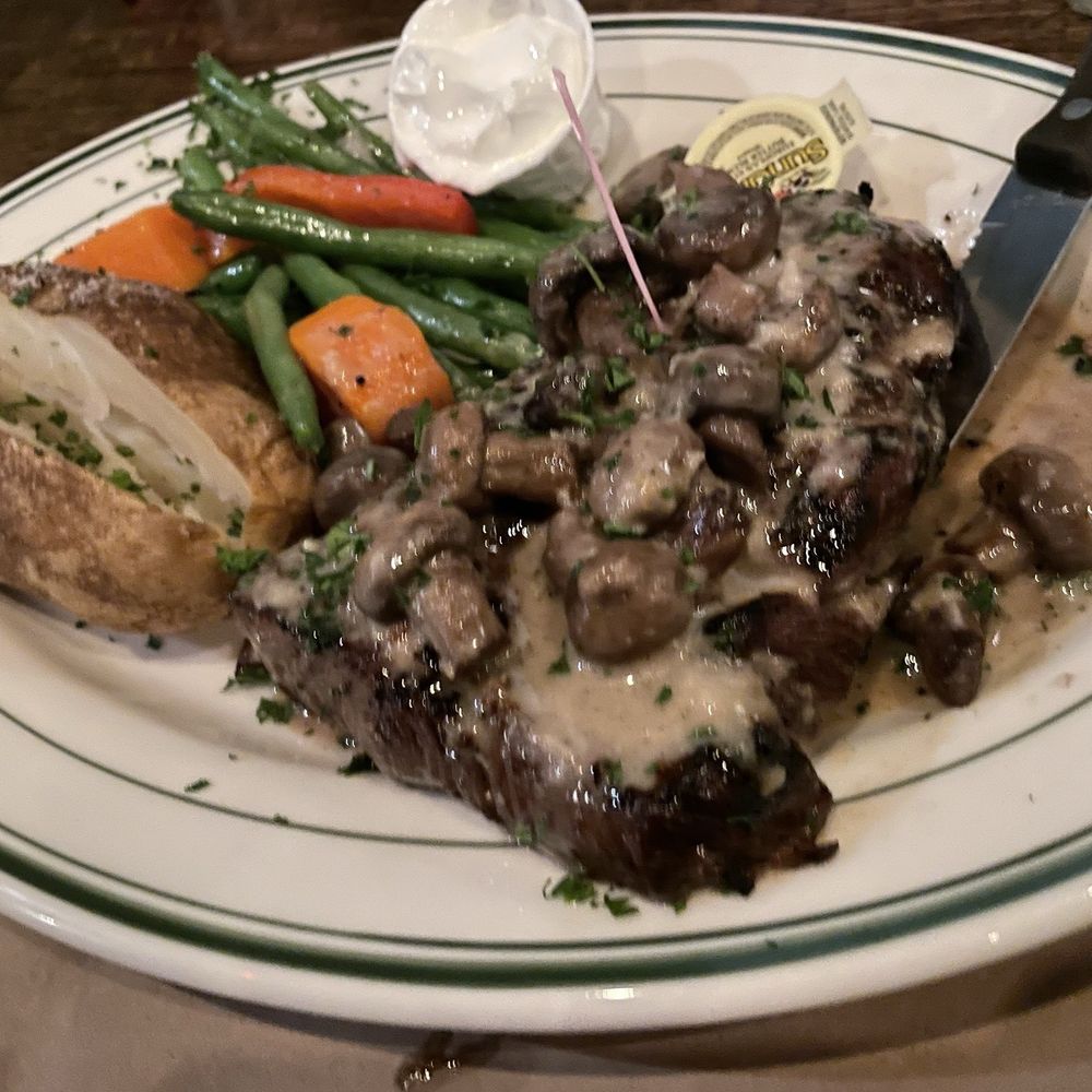 Osteria Emilia - Top sirloin of beef - Italian Near Me - La Crosse, Wisconsin Osteria Emilia - Top sirloin of beef - Italian Near Me - La Crosse, Wisconsin