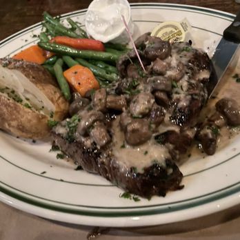 Osteria Emilia - Top sirloin of beef - Italian Near Me - La Crosse, Wisconsin Osteria Emilia - Top sirloin of beef - Italian Near Me - La Crosse, Wisconsin