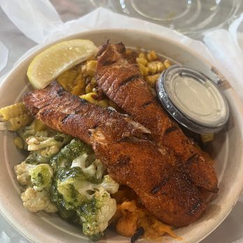 Seasurf Fish Co - Chimichurri Street Corn and Quinoa Bowl with Cajun Salmon - Seafood Near Me - Del Mar, California Seasurf Fish Co - Chimichurri Street Corn and Quinoa Bowl with Cajun Salmon - Seafood Near Me - Del Mar, California
