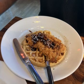 Marlow's Tavern - Chicken and waffles - New American Near Me - Orlando, Florida Marlow's Tavern - Chicken and waffles - New American Near Me - Orlando, Florida