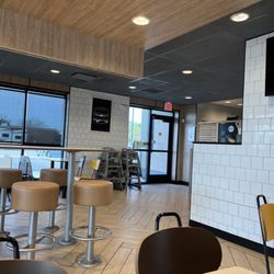 McDonald's - Floor