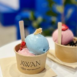 AWAN - Blue yuzu lemonade, strawberry
