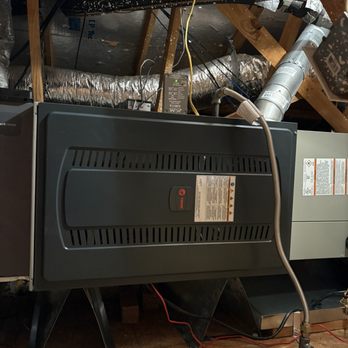Richmond's Air - It's a Trane a coming - Heating & Air Conditioning/HVAC Near Me Richmond's Air - It's a Trane a coming - Heating & Air Conditioning/HVAC Near Me