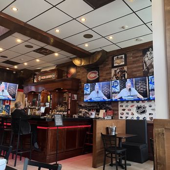 Wing House - Chicken Wings Near Me - Bracebridge, Ontario Wing House - Chicken Wings Near Me - Bracebridge, Ontario