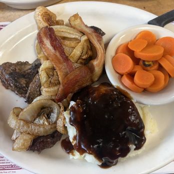 Four Aces Diner - Liver, Onions & Bacon - Diners Near Me - West Lebanon, New Hampshire