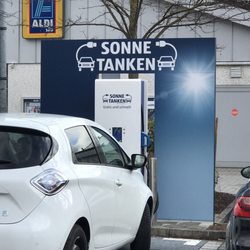 Aldi - Für Elektroautos praktisch und noch kostenlos