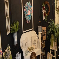 Florence's Flowers & Gifts