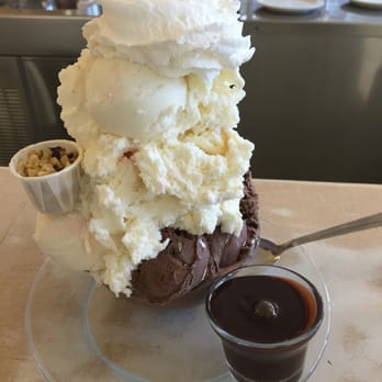 Superior Dairy - Regular sundae.  Insano - Ice Cream & Frozen Yogurt Near Me - Hanford, California