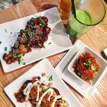 Pure Kitchen Elgin - Cauliflower wings, avocado, baked potato, juice! - Vegetarian Near Me - Ottawa, Ontario