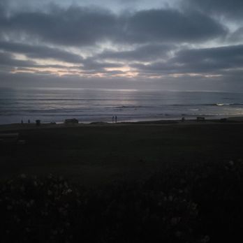 Beeside Balcony - Mediterranean Near Me - Del Mar, California