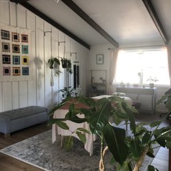 Om Shanti Yoga & Healing Arts  - The Master Massage Suite/ "The Garden Room"