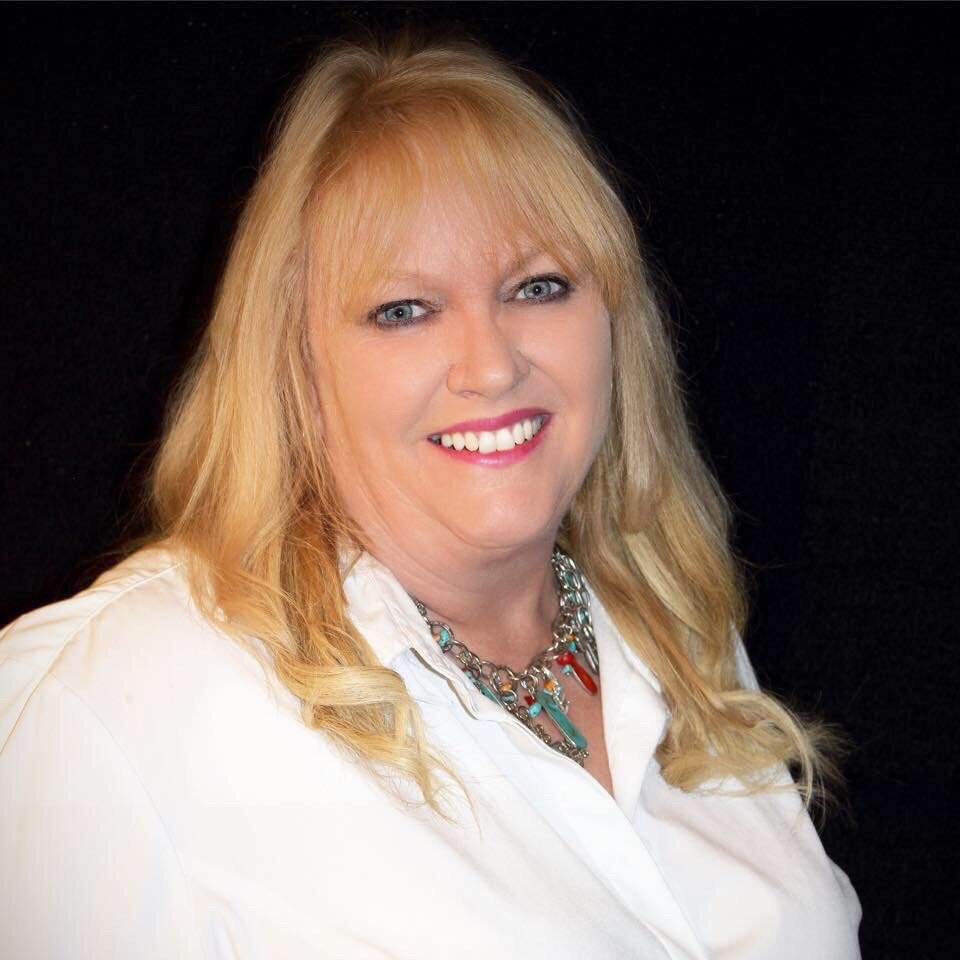 ELIZABETH KELLER Updated September 2024 2482 E White Mountain Blvd