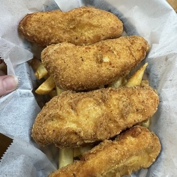 Ann’s Fish & Chip’s - Chicken strip meal - Pubs Near Me - Hughson, California Ann’s Fish & Chip’s - Chicken strip meal - Pubs Near Me - Hughson, California