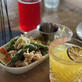 Deck. - Calamari and cider - Hawaiian Near Me - Honolulu, Hawaii Deck. - Calamari and cider - Hawaiian Near Me - Honolulu, Hawaii