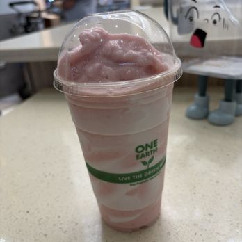 Boba Cha - Strawberry yogurt shake - Coffee & Tea Near Me - Aiea, Hawaii Boba Cha - Strawberry yogurt shake - Coffee & Tea Near Me - Aiea, Hawaii