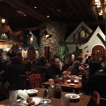 Babe's Chicken Dinner House - Southern Near Me - Burleson, Texas