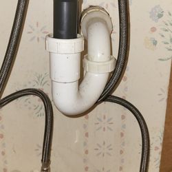 King of The Throne Plumbing - Leak fixed