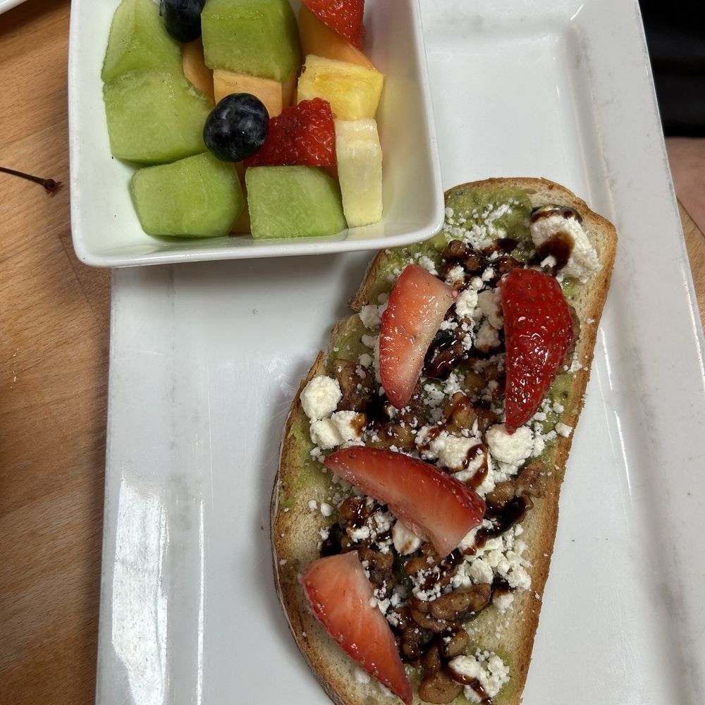 Scratch Kitchen & Taproom - Summer Toast with side of fruit - Bars Near Me - Apex, North Carolina