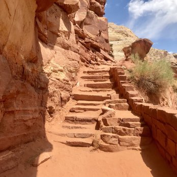 Hickman Bridge - Hiking Near Me - Fruita, Utah