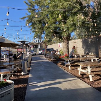 Caldwell County BBQ - Nice patio - Barbeque Near Me - Gilbert, Arizona