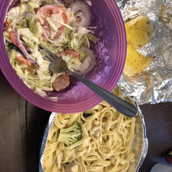 Maria's Famous Subs & Pizza - Fettuccine chicken and broccoli, side salad, bread. - Pizza Near Me - Liberty, North Carolina Maria's Famous Subs & Pizza - Fettuccine chicken and broccoli, side salad, bread. - Pizza Near Me - Liberty, North Carolina