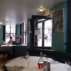 La Primavera da Giovanni - Downstairs dining room.