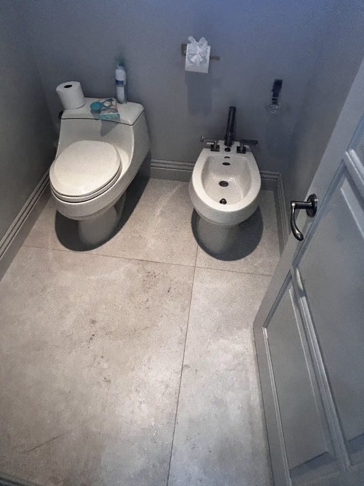 Slide of In n Out Construction