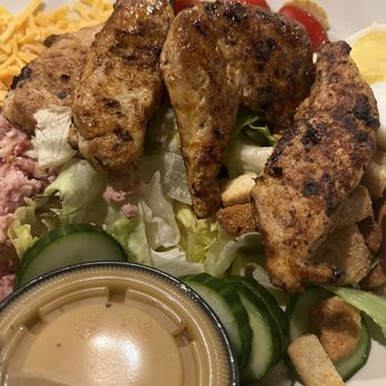 Cracker Barrel Old Country Store - Homestyle Grilled Chicken Salad - Breakfast & Brunch Near Me - Princeton, West Virginia Cracker Barrel Old Country Store - Homestyle Grilled Chicken Salad - Breakfast & Brunch Near Me - Princeton, West Virginia