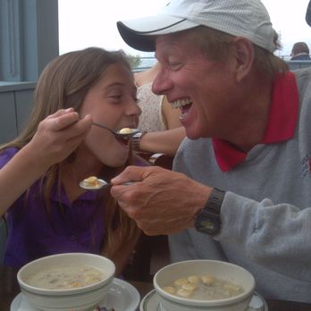 Sam's Chowder House - Seafood Near Me - Half Moon Bay, California