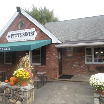 Patty's Pantry - exterior - Breakfast & Brunch Near Me - Southbury, Connecticut Patty's Pantry - exterior - Breakfast & Brunch Near Me - Southbury, Connecticut