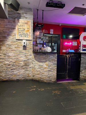 Lo Sano Restaurant & Bar by null