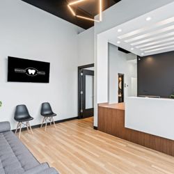 Modern Smiles - Lobby/waiting area. The staff was friendly.