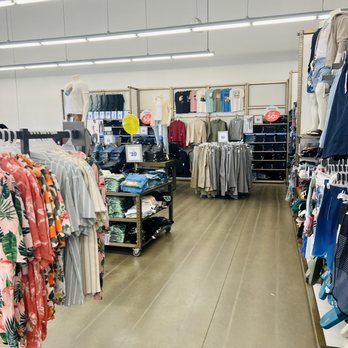 Old Navy - Men's - Men's Clothing Near Me - Winter Garden, Florida Old Navy - Men's - Men's Clothing Near Me - Winter Garden, Florida