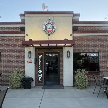 The Doghouse Taproom - Where to go - Bars Near Me - Ceres, California The Doghouse Taproom - Where to go - Bars Near Me - Ceres, California