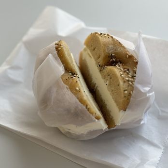 Hella Bagels - Perfectly sliced everything bagel with plain cream cheese - Bagels Near Me - Albany, California Hella Bagels - Perfectly sliced everything bagel with plain cream cheese - Bagels Near Me - Albany, California