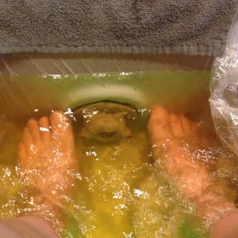 Zen Nails - Very clean place! They put a cover over the foot tub. - Waxing Near Me - Castle Hills, Texas Zen Nails - Very clean place! They put a cover over the foot tub. - Waxing Near Me - Castle Hills, Texas