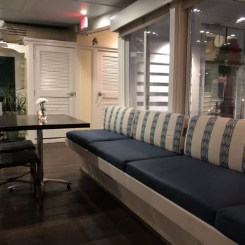 Pilot House - indoor Seating - Seafood Near Me - Wilmington, North Carolina Pilot House - indoor Seating - Seafood Near Me - Wilmington, North Carolina