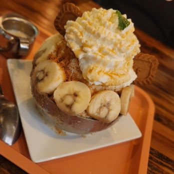 LUMI Dessert Cafe - Banana Crumble Bingsu. - Desserts Near Me - Redmond, Washington LUMI Dessert Cafe - Banana Crumble Bingsu. - Desserts Near Me - Redmond, Washington
