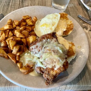 Ginger and Baker - Fried chicken biscuit - Cafes Near Me - Fort Collins, Colorado Ginger and Baker - Fried chicken biscuit - Cafes Near Me - Fort Collins, Colorado