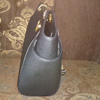 Michael Kors - Here is my "scratched" bag that the manager, Colt McCoy, refused to exchange. - Accessories Near Me - Arvin, California Michael Kors - Here is my "scratched" bag that the manager, Colt McCoy, refused to exchange. - Accessories Near Me - Arvin, California