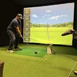 Halley Golf - Take your shot
