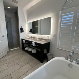 Renovated bathroom!