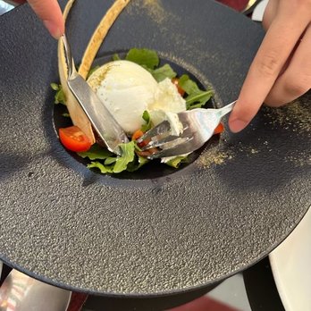 Don Vito Zanoni - Burrata salad - Italian Near Me - Viña del Mar, VS Don Vito Zanoni - Burrata salad - Italian Near Me - Viña del Mar, VS