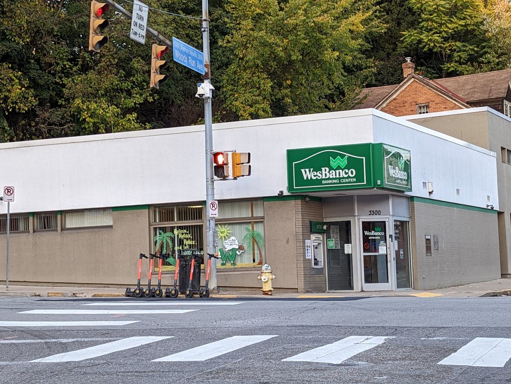 WESBANCO 3300 Brighton Rd, Pittsburgh, Pennsylvania Banks & Credit
