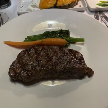 Rosebowl Steak & Seafood - My dish - Steakhouses Near Me - Ottawa, Ontario