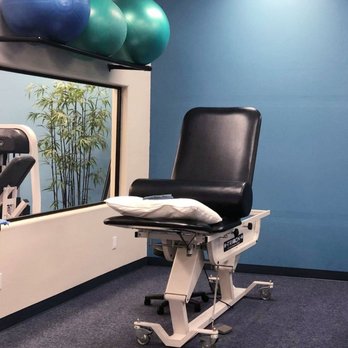 Athletic Physical Therapy - Nice clean open space - Physical Therapy Near Me - Simi Valley, California