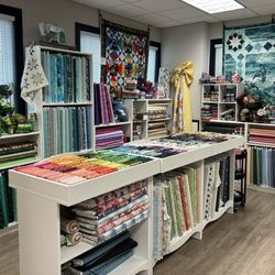 Webfabrics - Color wall and loose fat quarters