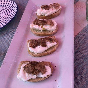 Casa Modena - Crostini con Burrata e Tartufo - Italian Near Me - Los Angeles, California Casa Modena - Crostini con Burrata e Tartufo - Italian Near Me - Los Angeles, California