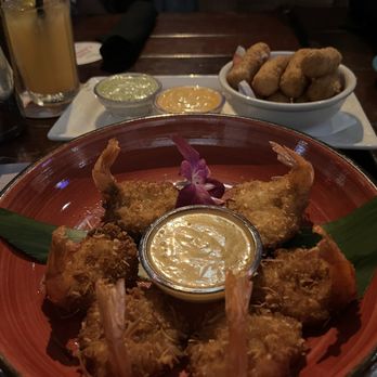 Bahama Breeze - Coconut Shrimp - Bars Near Me - Orlando, Florida