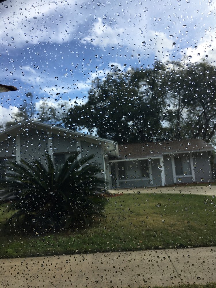 Slide of Roofer Orlando